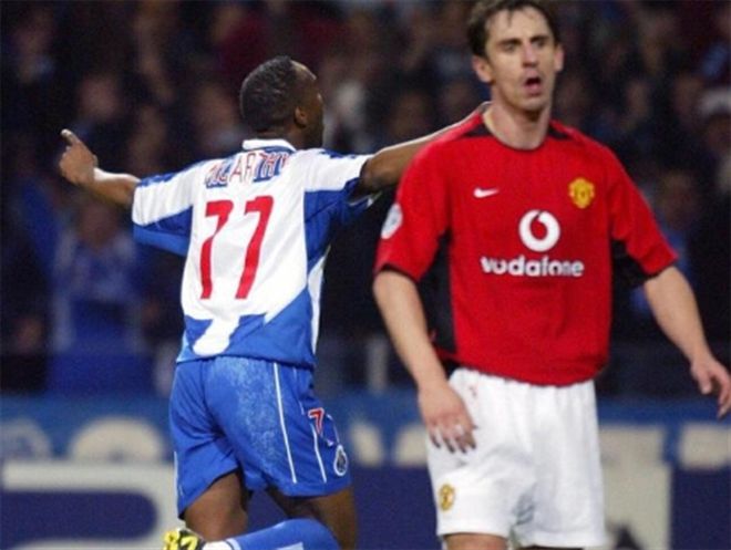 球迷带来惊 球迷带来惊